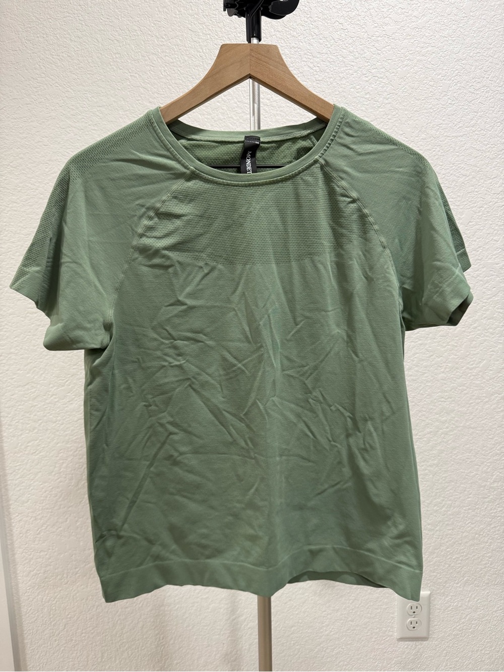Mondetta Sage Green Women's Short Sleeve Performance Tee